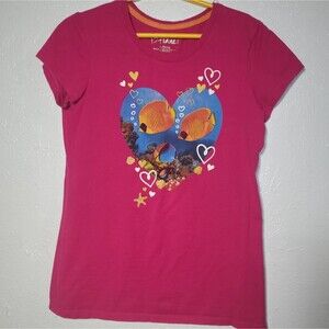 Hanes XL Tee with Fish Heart Graphic